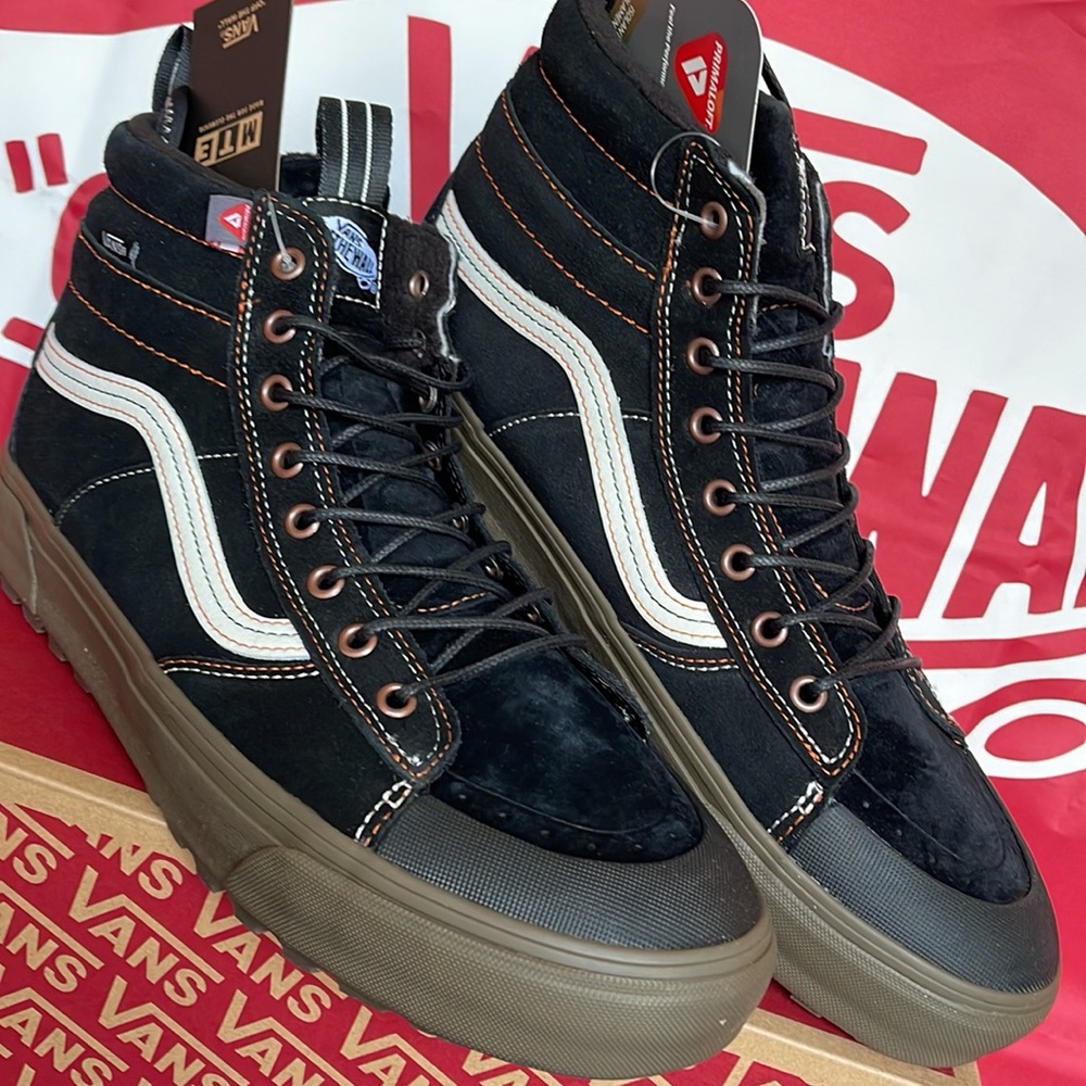 Vans Men’s Sk8-HI Mte-2
Khaki/Black
VN0A5KYCZF5 boots - sneakers - Picture 8 of 16